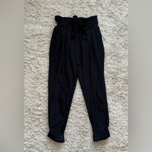 Kimchi Blue Black Cropped Pants